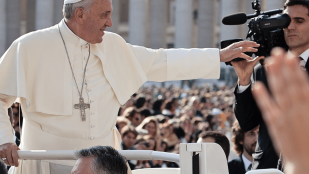 Le pape François, diplomate ou utopiste ?