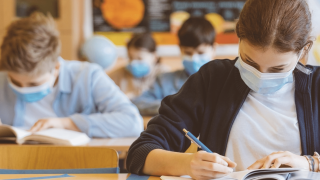 L’école peut-elle surmonter le COVID ?