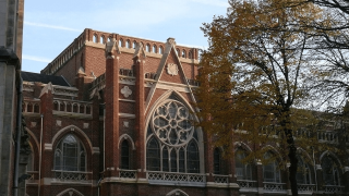 La lumière de la Fraternité - Une émission ancrée au cœur de l’Université Catholique de Lille