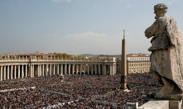 Comment se déroule la prise de fonction du pape ?