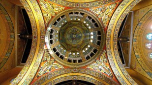 La basilique Sainte-Thérèse de Lisieux