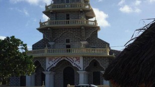L’église Saint-Pierre Saint-Paul de Vaitupu à Wallis-et-Futuna