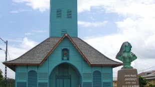 L'église de Mana et Awala-Yalimapo en Guyane
