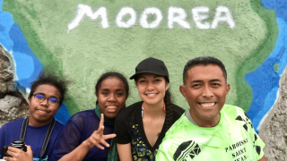 Le père Suta raconte son pèlerinage en Polynésie avec les jeunes de paroisse Nouméa