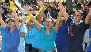 Trouver un équilibre entre plage et prière pendant les vacances en Outre-mer-Teaser