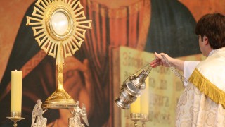 Les catholiques de retour dans les églises pour la messe