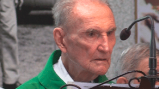 Monseigneur Coppenrath fête 60 ans de vie au service du seigneur.