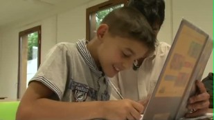 Des bénévoles et des Roms