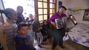 Documentaire Kaïros - Ionut Stan, médiateur rom