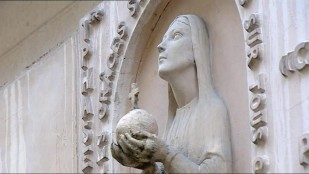 Que vient-on chercher à la chapelle de la rue du Bac ?