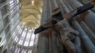 Le gothique, une quête de la lumière