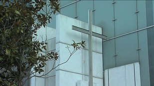 Un souffle entre les tours : L'église Notre-Dame de Pentecôte